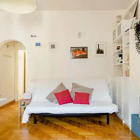 La Casa Sull'isola * Rome